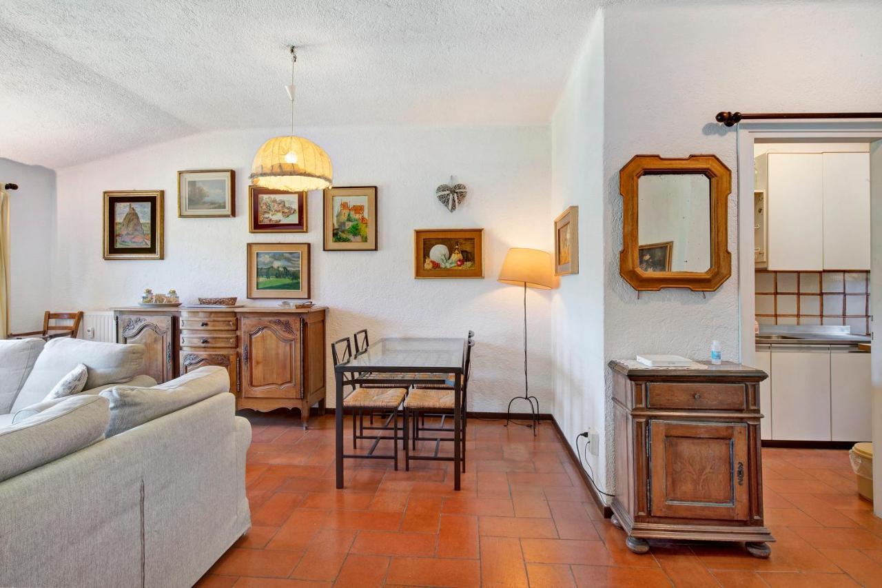 Residence I Prati Di Giussana Lierna Exteriör bild